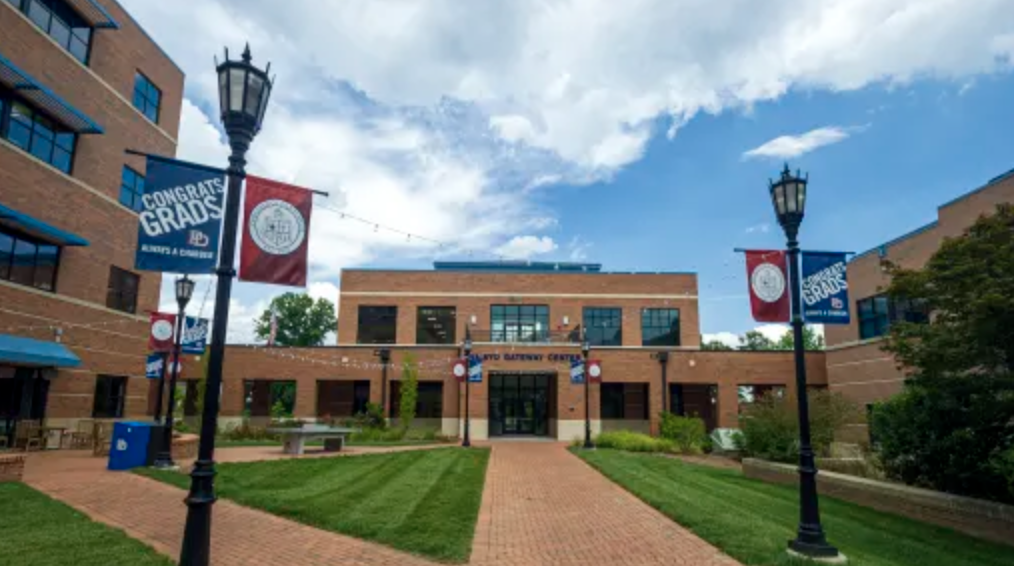 Best Neighborhoods Near Charlotte’s Top Private Schools