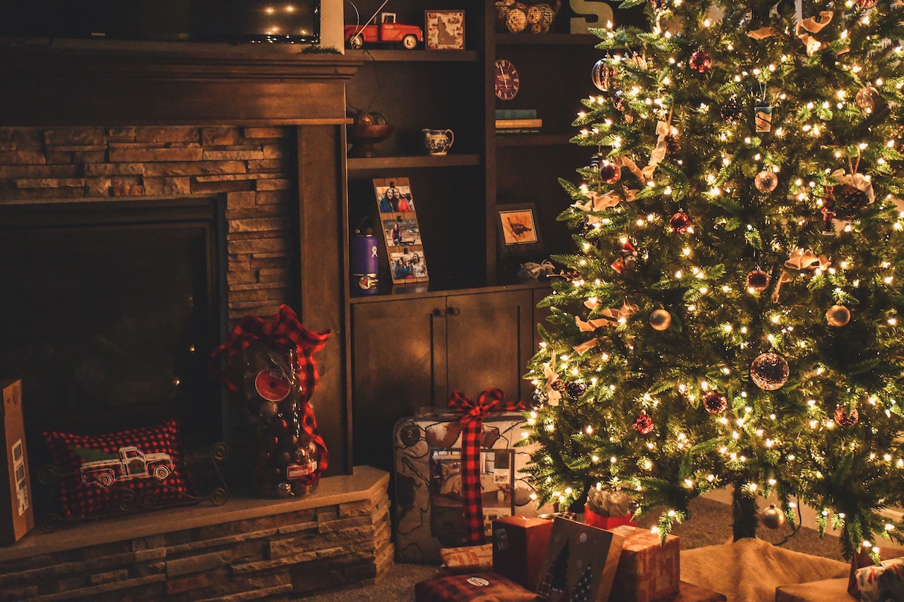 5 REASONS TO SELL DURING THE HOLIDAYS