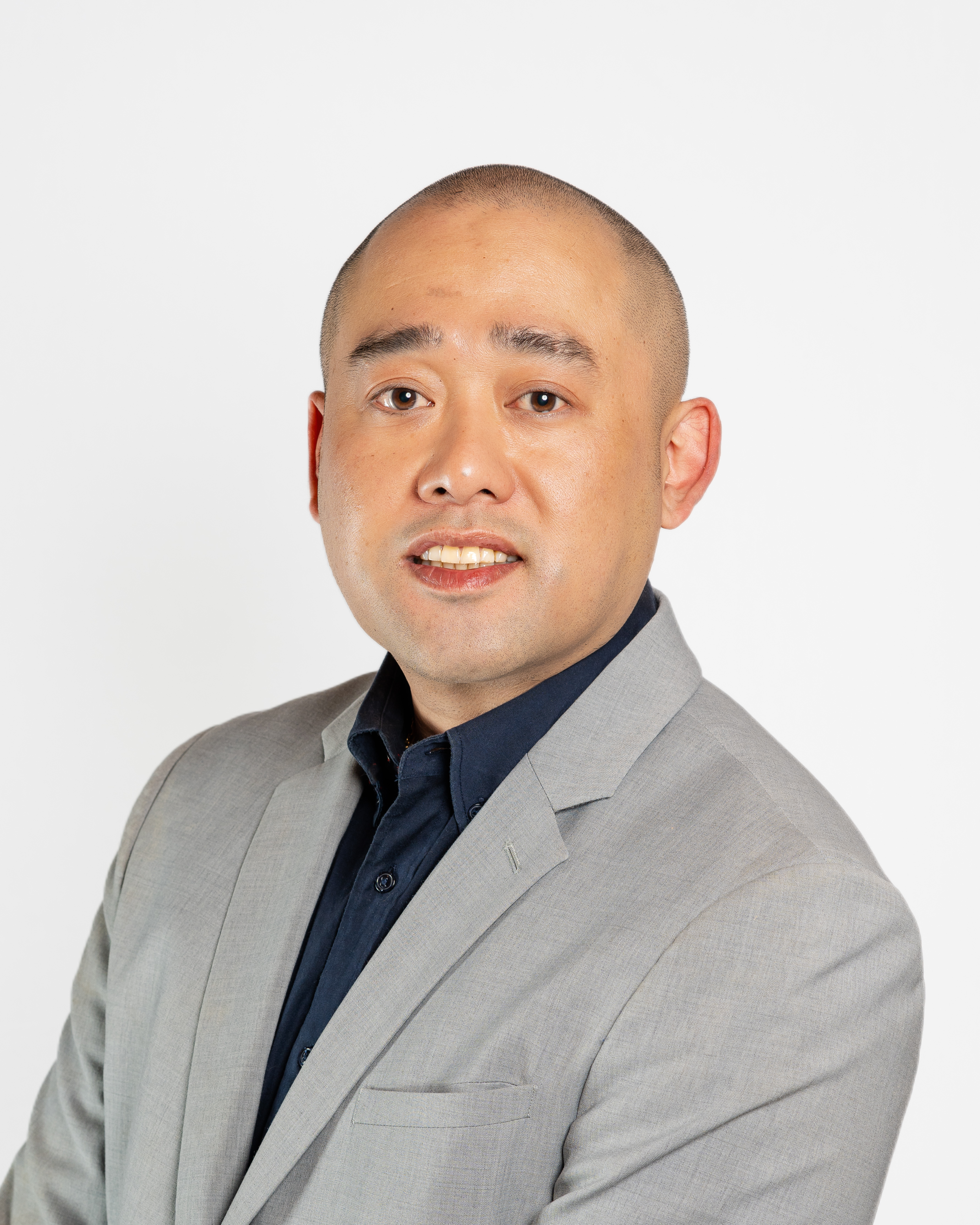 Alan Fong - headshot.JPG