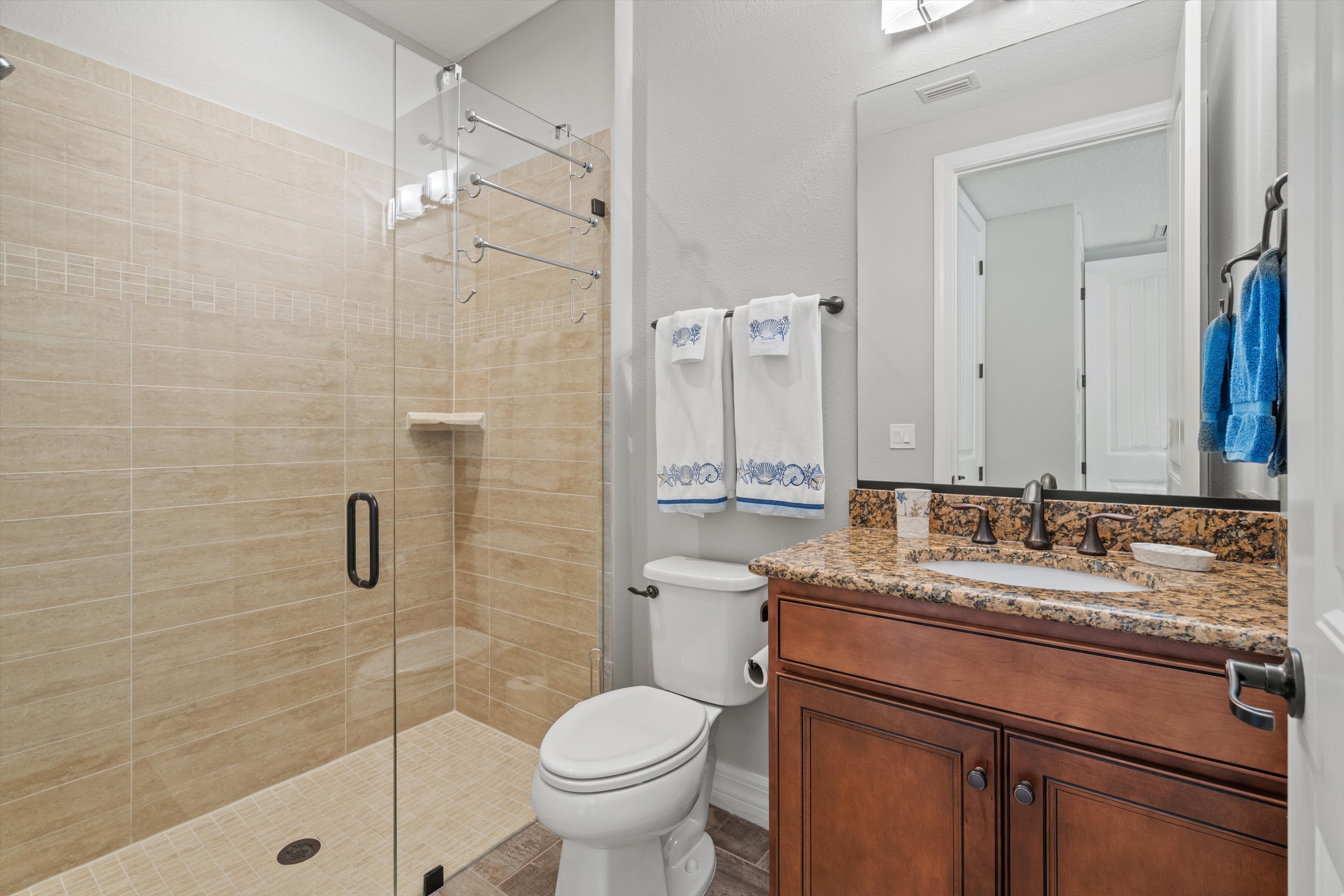 06-Bathroom 1.jpg