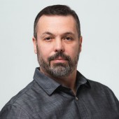 Mike De Sousa 