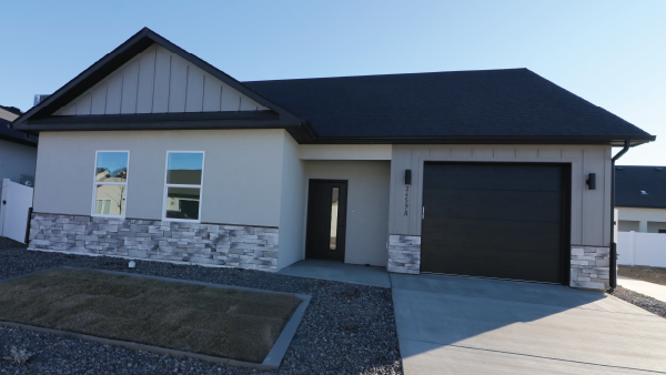 2459 a rEVERE Founders colony grand junction