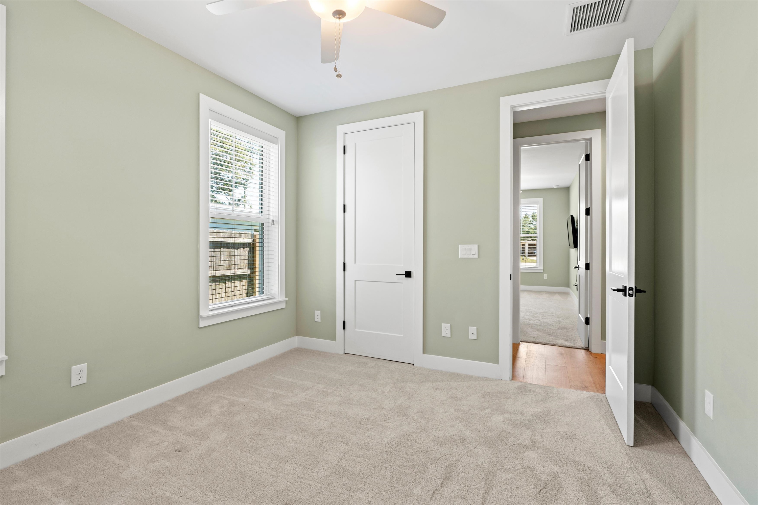 12-Bedroom 2.jpg