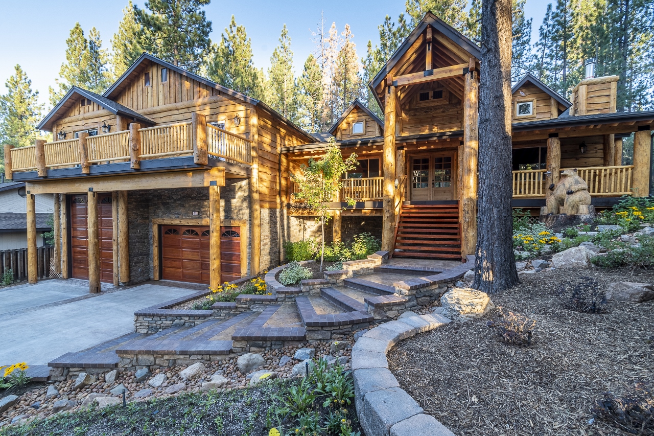 Bear Mountain Snow Scenery.png