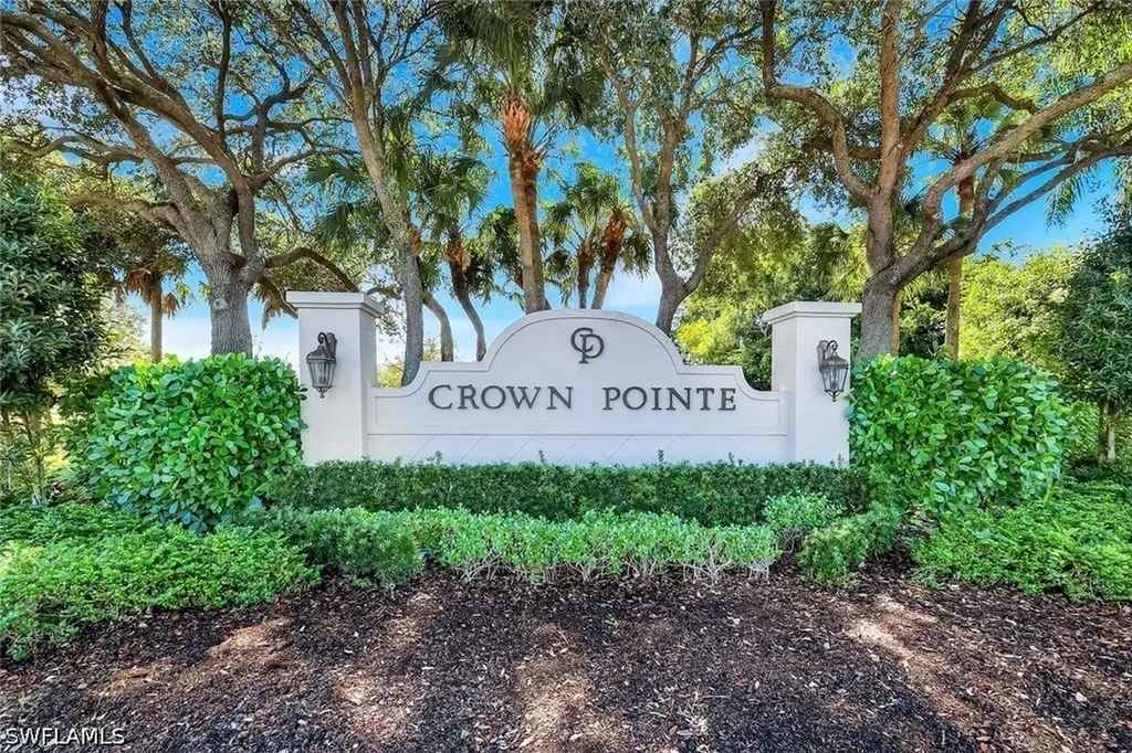 Crown Pointe Naples FL Community Spotlight