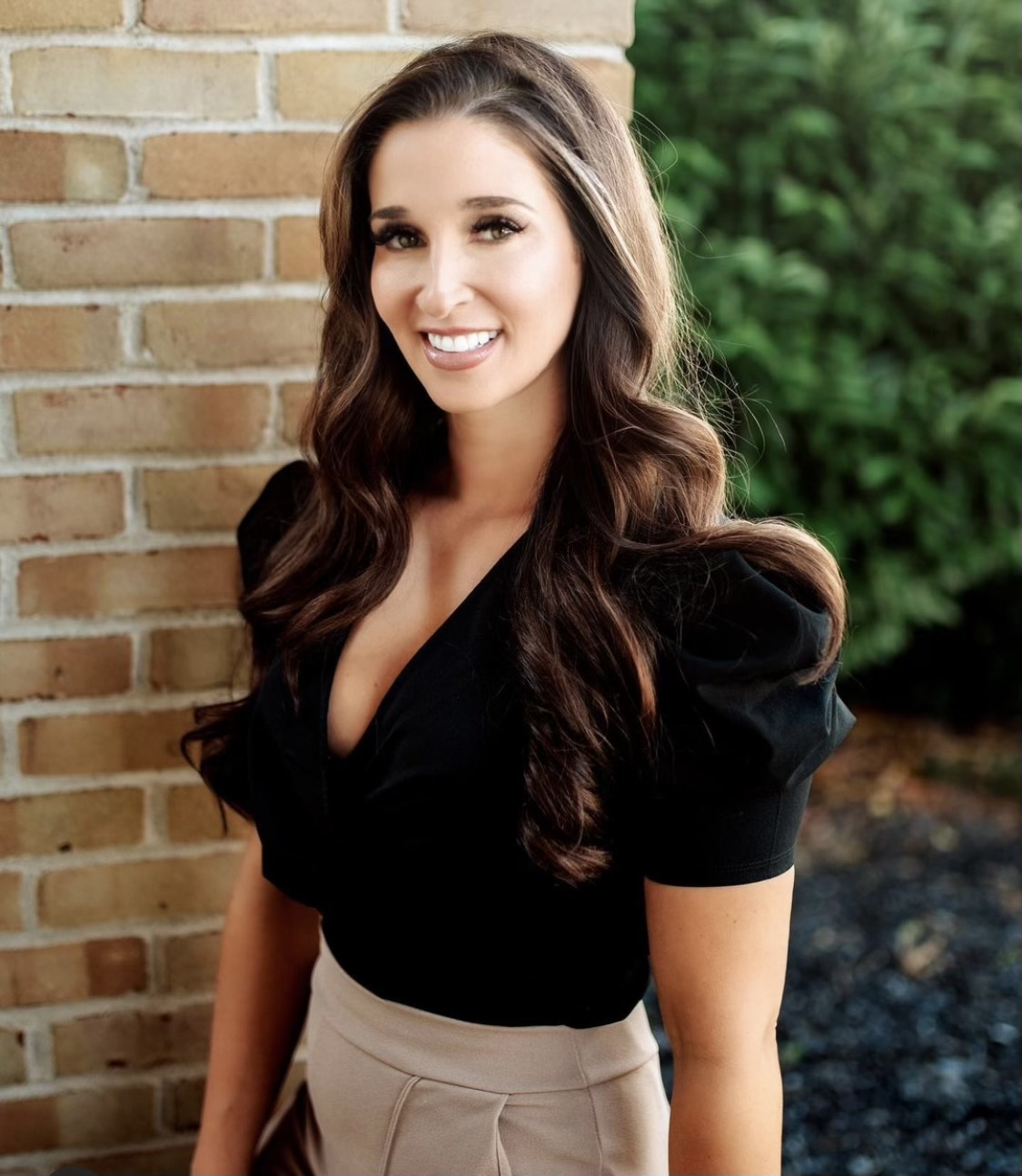 Demi Headshot - Demi pic.jpg