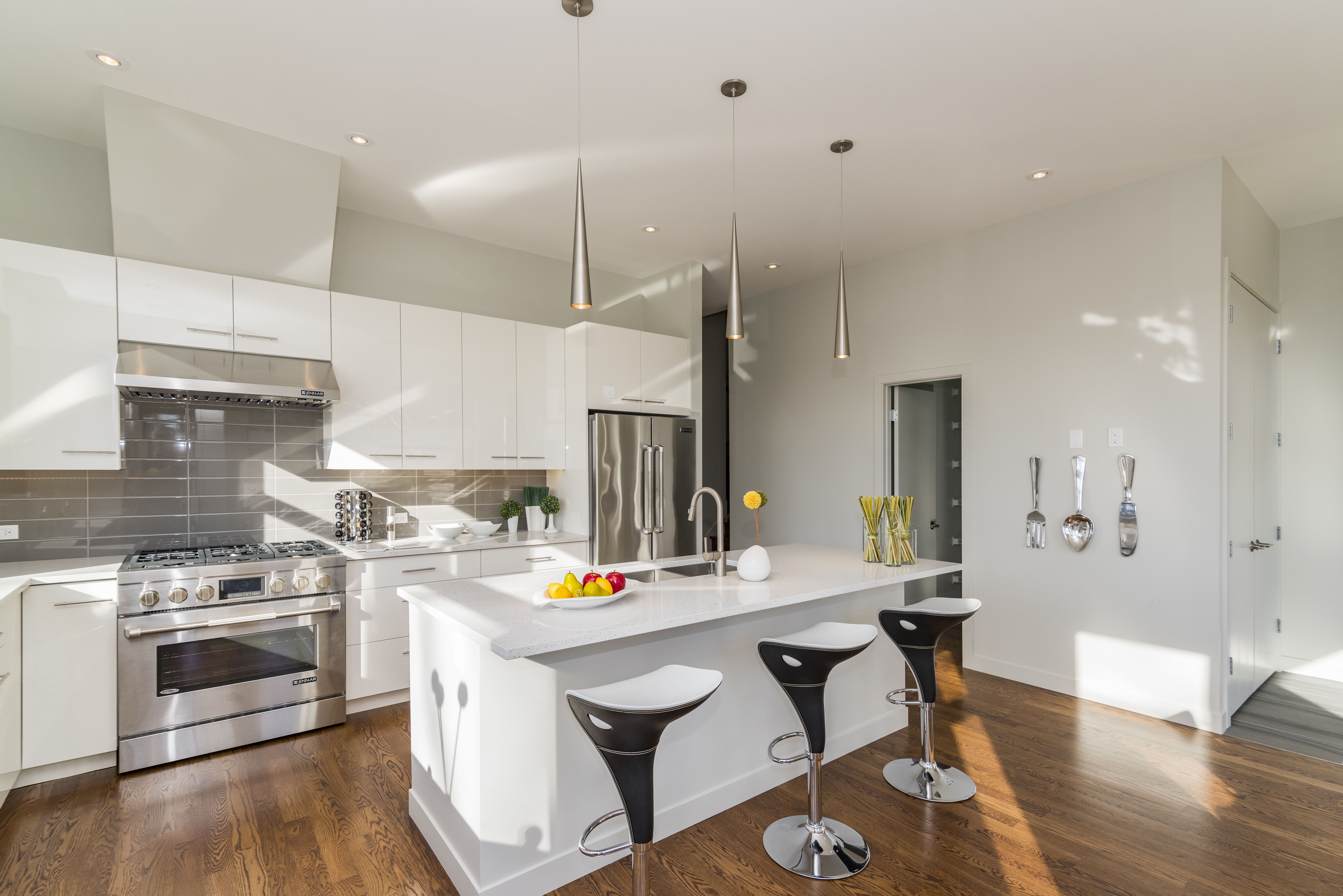 beautiful-shot-modern-house-kitchen.jpg