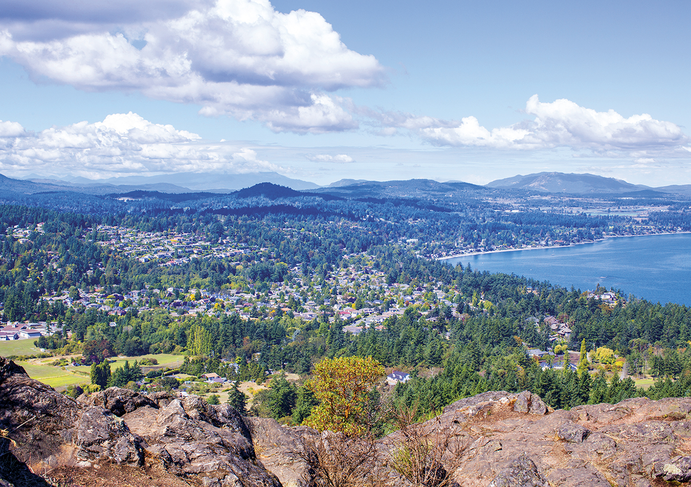 Saanich, BC Guide Search for Homes in Victoria