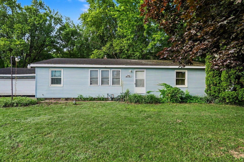 2356 E Napier Ave