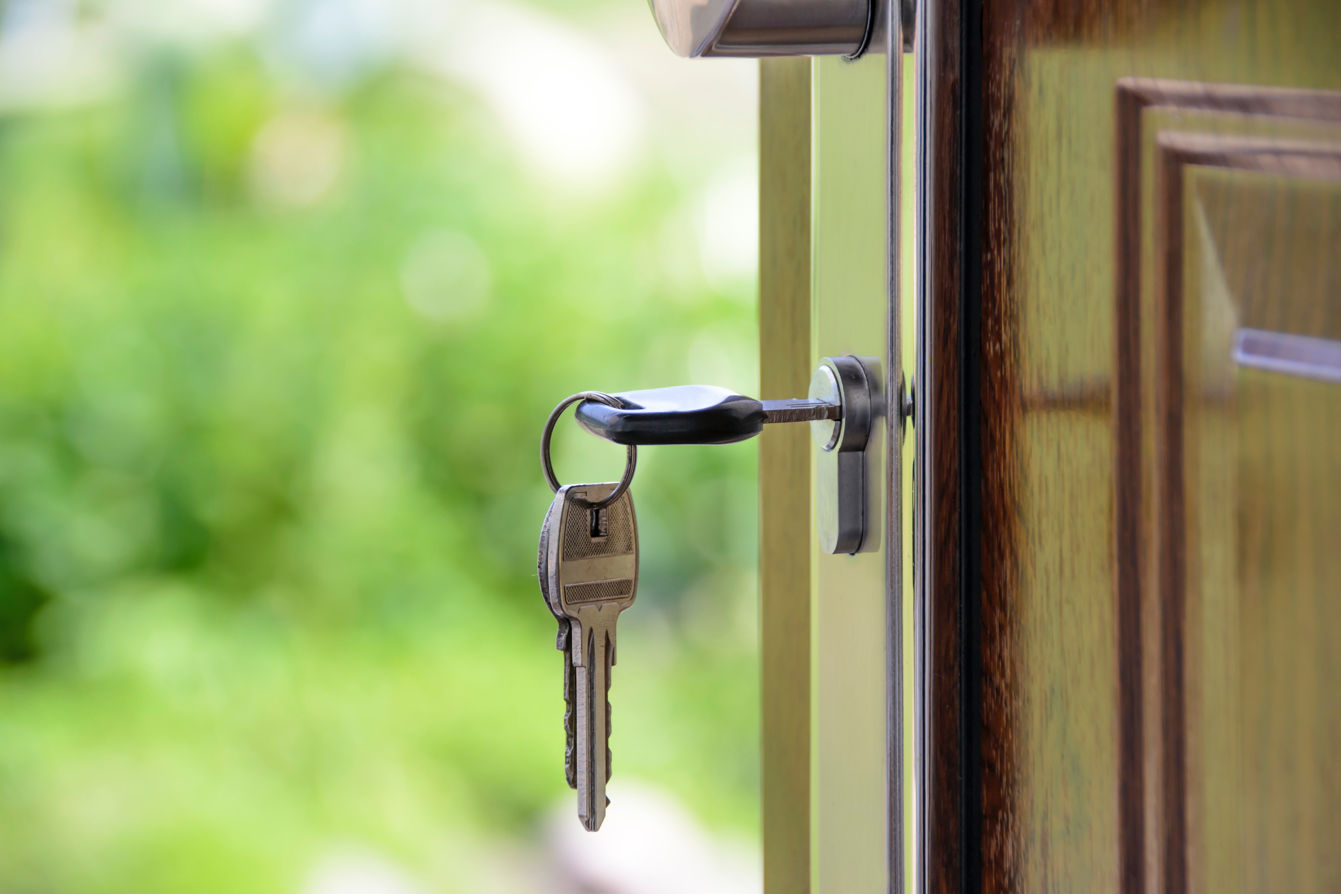 Unraveling the Homeowner’s Situation: Key Factors Influencing a Home’s Sale