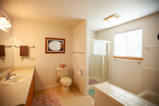 2990 S River Road property photo