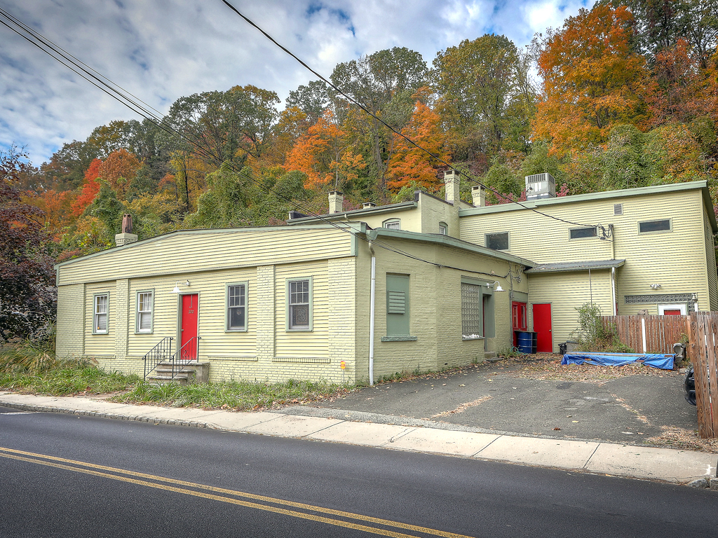 302_Piermont_Ave-003.jpg