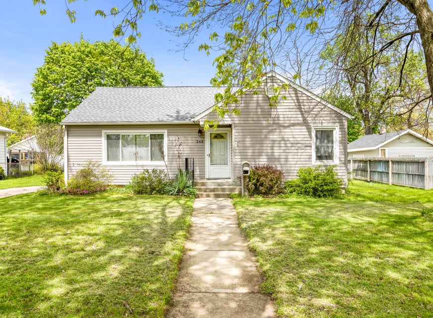 346 Wentworth Ave