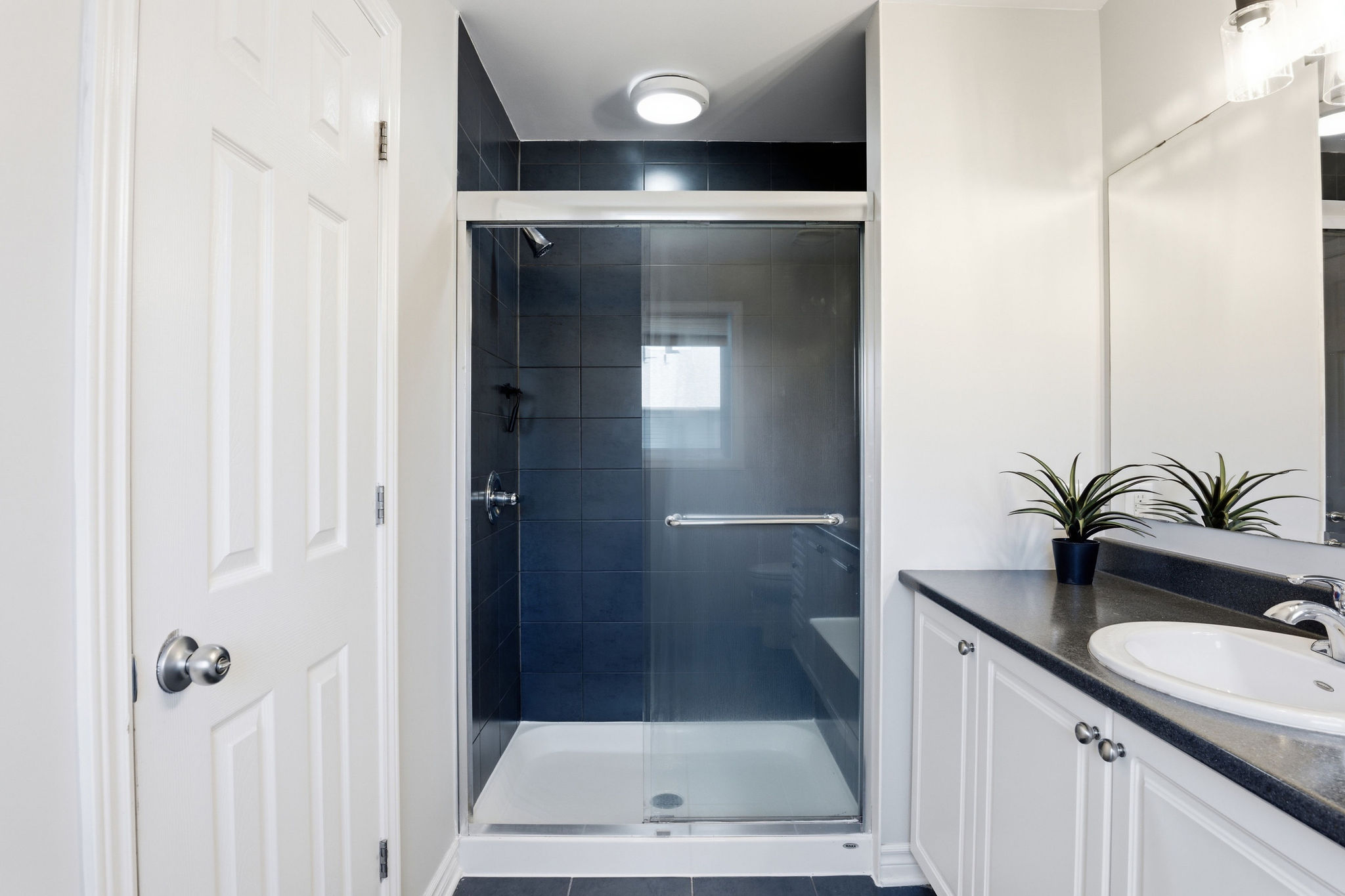 Primary bedroom at 607 Petrichor Crescent