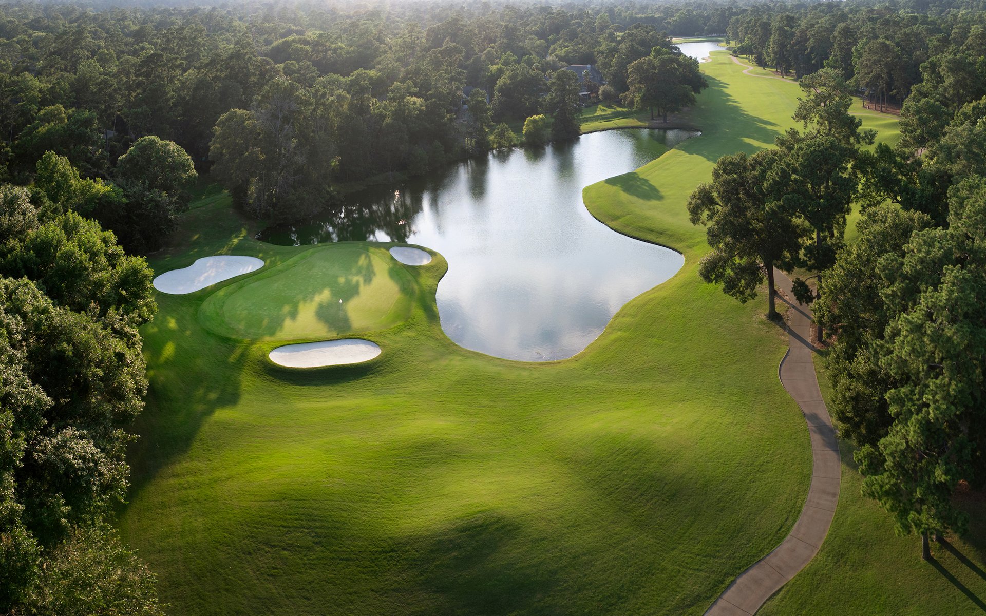 Where the Greens Meet Great Living