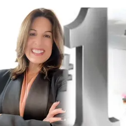 gina M.png