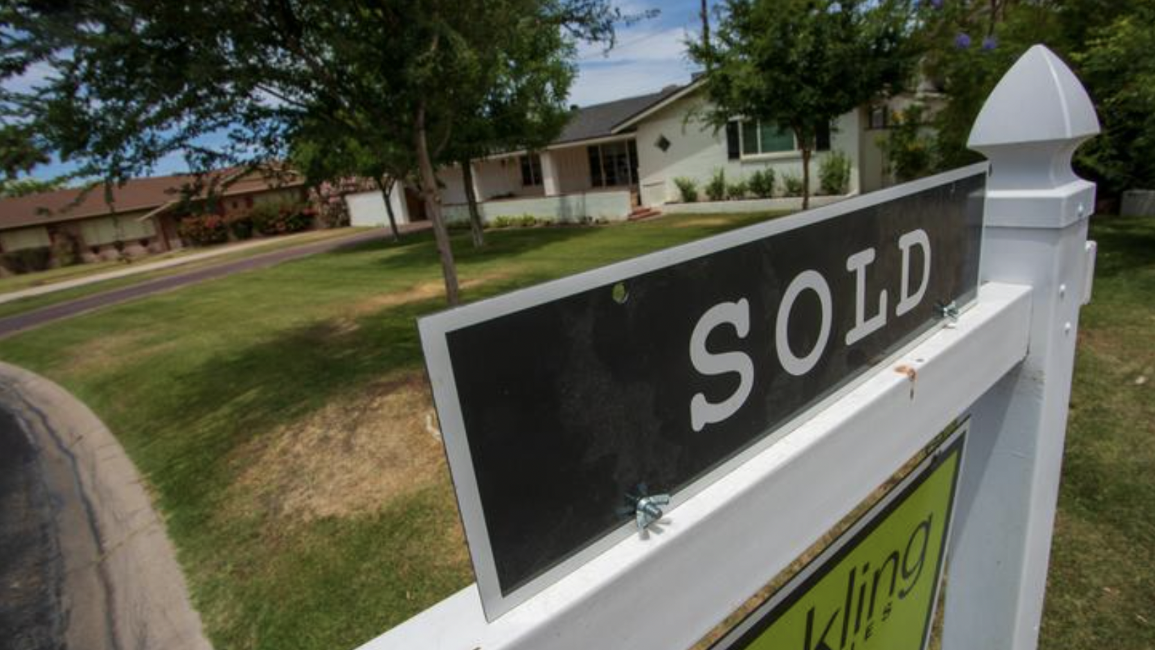 Once-reigning Phoenix continues slide in US home price growth ranking