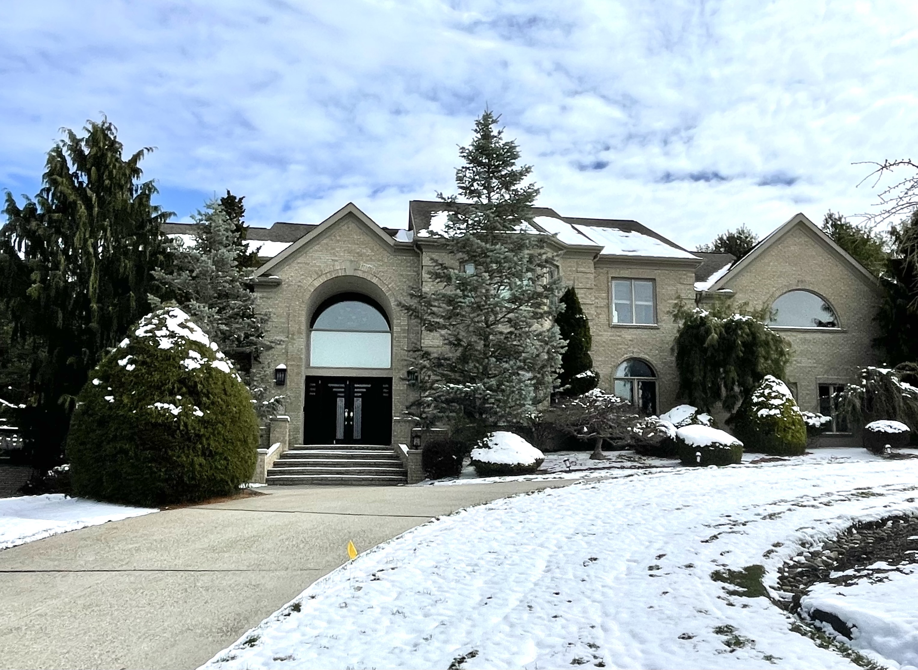 Should You Buy a Home in Mt. Lebanon or Upper St. Clair? (2026 Comparison Guide)