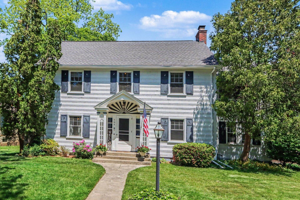 304 Creston Ave