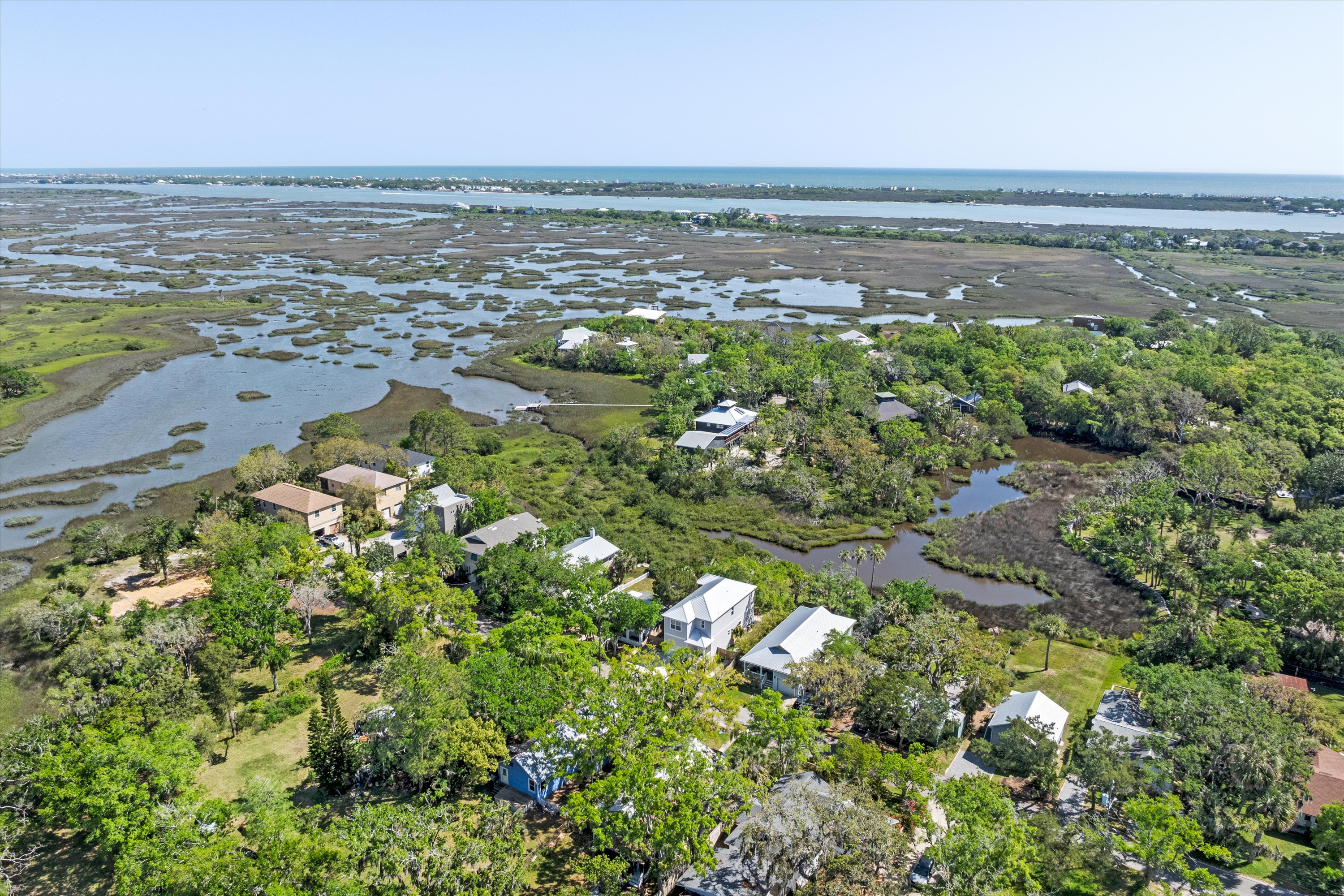 26-View of the neighborhood.jpg