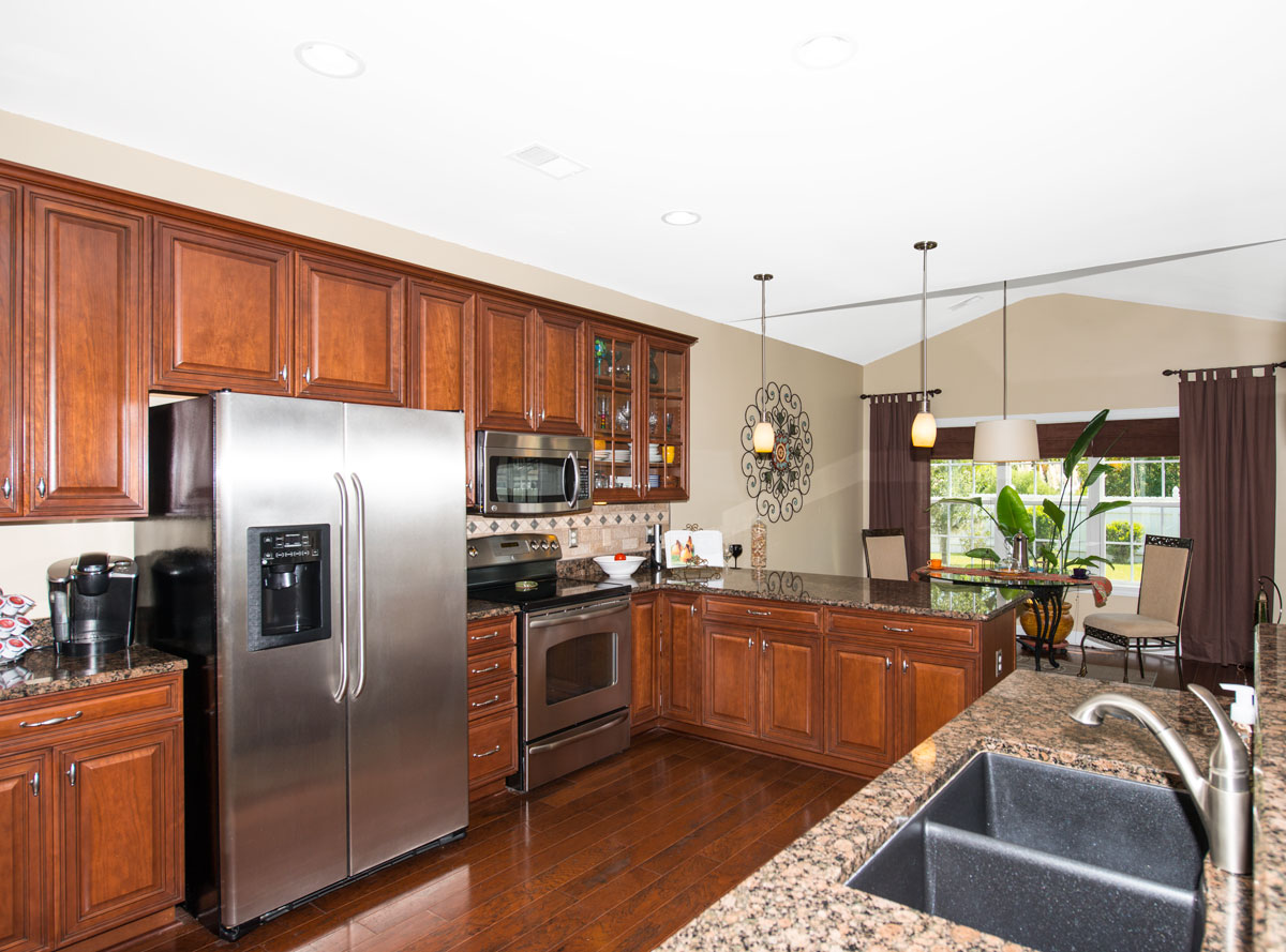 Kitchen-brk.jpg