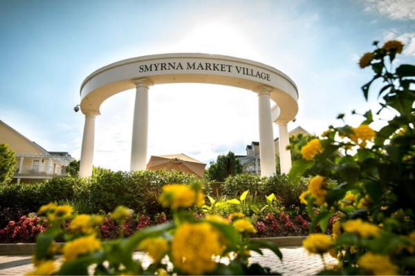 Smyrna Market Village Sign