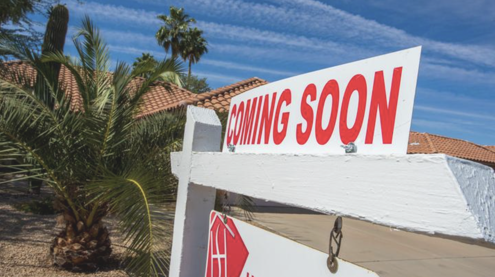 Phoenix homebuyers face less competition but are backing out of more deals, report finds
