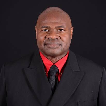 frankie headshot.jpeg