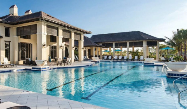 LaMorada Naples FL pool and clubhouse