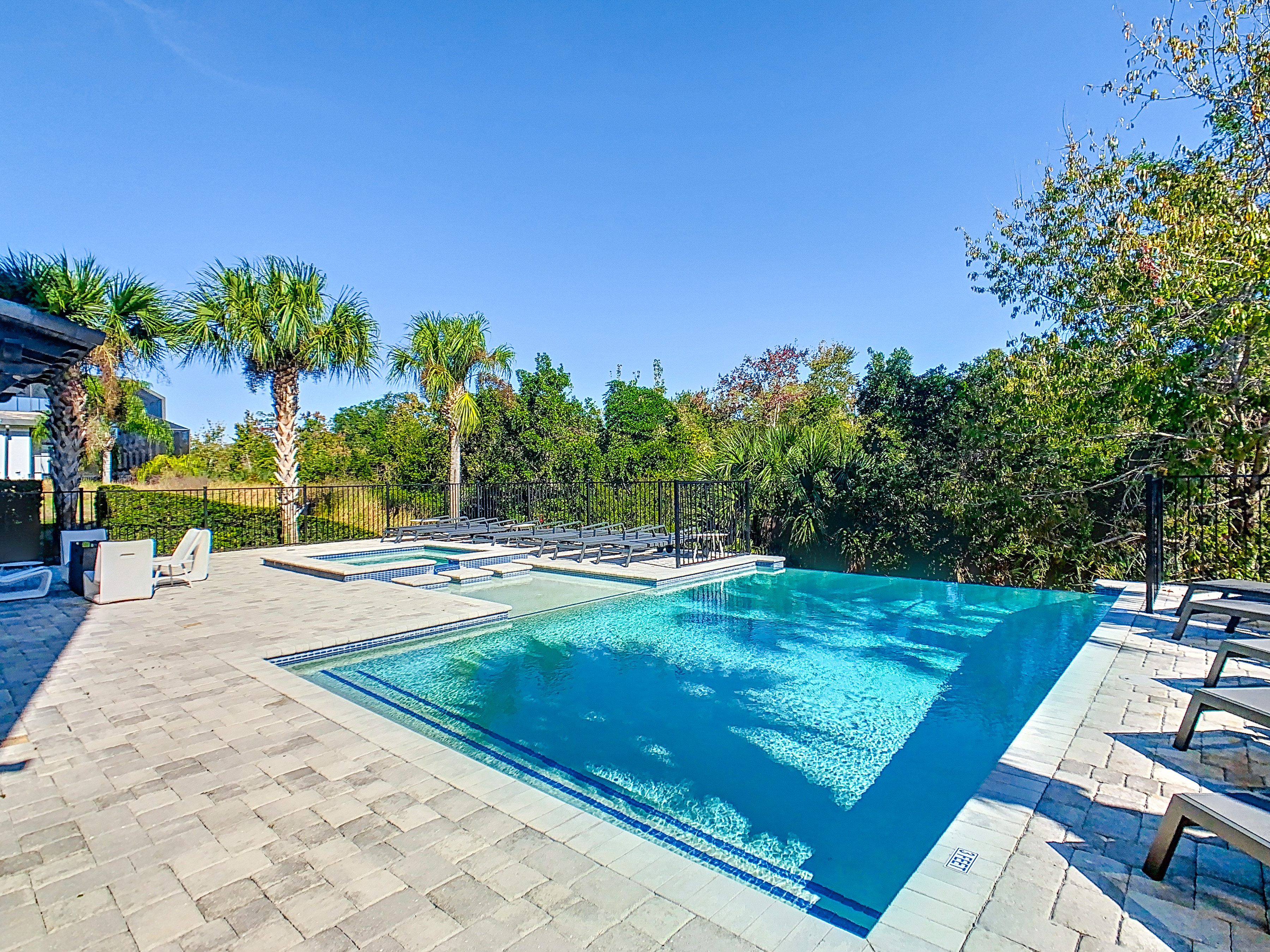 Simple and Effective Strategies to Sell Your Home in Florida 
