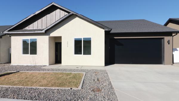 2472 revere grand junction co founders colony