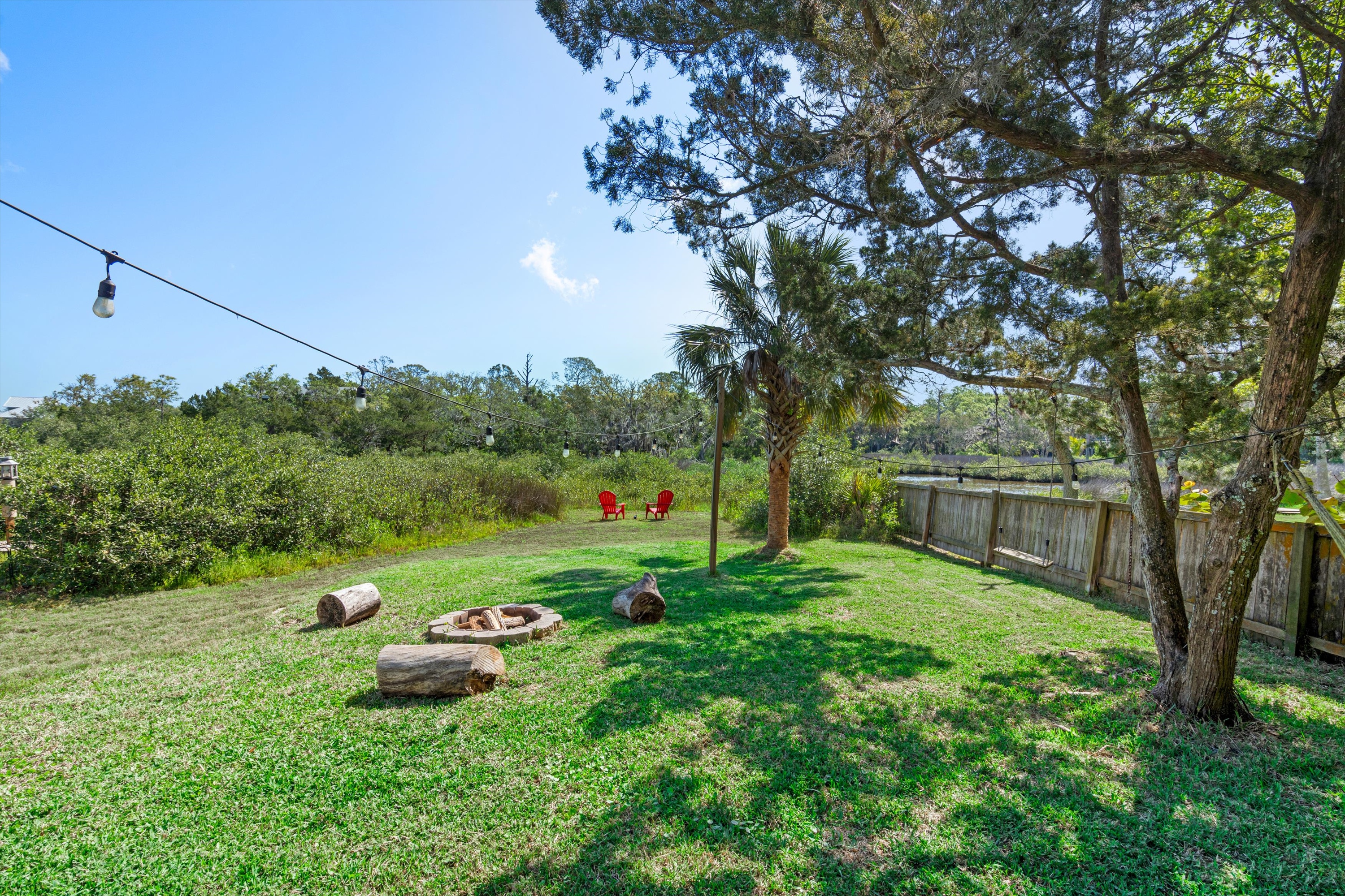 21-Backyard.jpg
