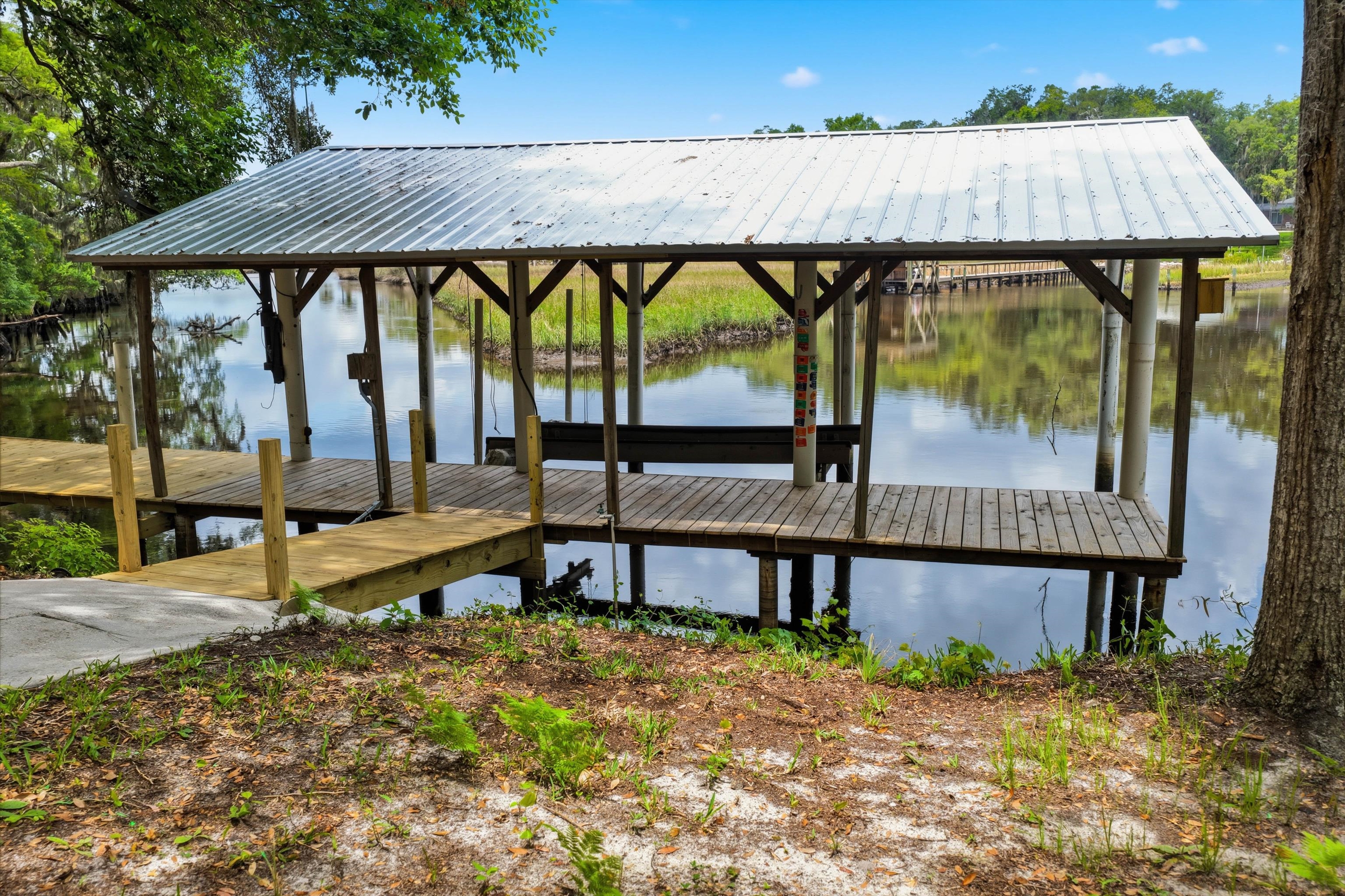 360 TIDEWATER Drive, Jacksonville, FL 32211 -  Beautifully Updated 4BR 3BA Home With Dock and Boat Lift