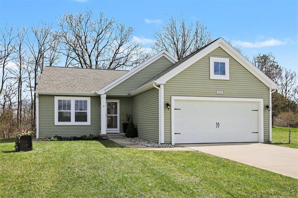 1224 Crystal Way Court