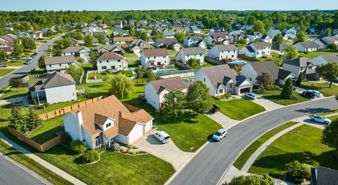 listing-posters-1 (2.png